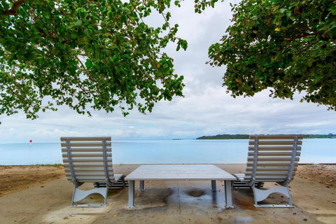 Private Canal Duplex With Pontoon - Oleander Drive, Bongaree - Accommodation Sunshine Coast 13