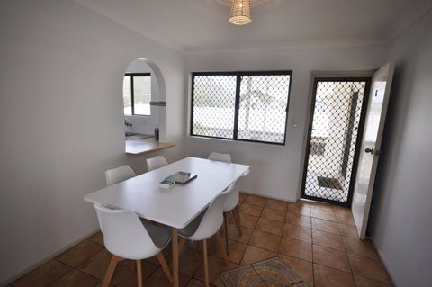 Bayviews At Bongaree - Accommodation Sunshine Coast 9