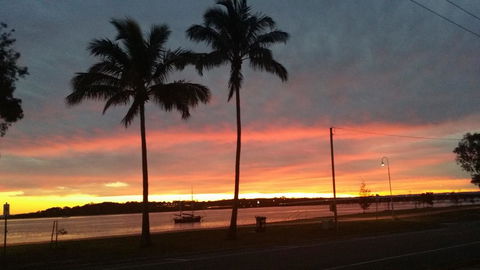 Fishing And Swimming At Your Doorstep - Sylvan Beach Esp, Bellara - Accommodation Sunshine Coast 7