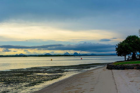 Fishing And Swimming At Your Doorstep - Sylvan Beach Esp, Bellara - Accommodation Sunshine Coast 14