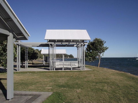 Air Conditioned Unit Stones Throw To The Waterfront. - Accommodation Sunshine Coast 19