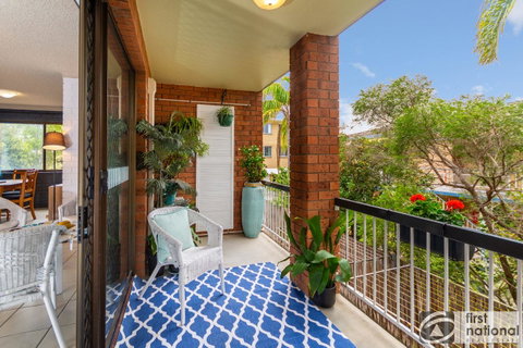 Air Conditioned Unit Stones Throw To The Waterfront. - Accommodation Sunshine Coast 5