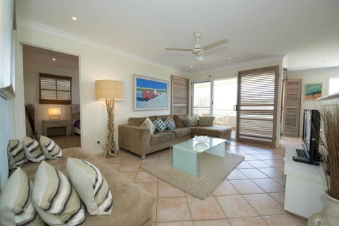 Samarinda Jewel By The Sea - Accommodation Sunshine Coast 2