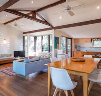 Laguna House - Accommodation Sunshine Coast