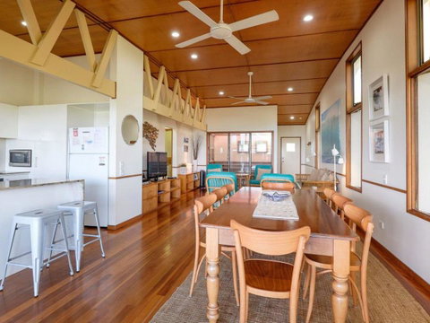 Claytons 1 By Discover Stradbroke - Accommodation Sunshine Coast 17