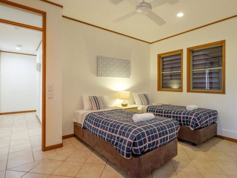 Claytons 1 By Discover Stradbroke - Accommodation Sunshine Coast 8
