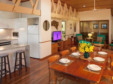 Claytons 1 By Discover Stradbroke - Accommodation Sunshine Coast 0