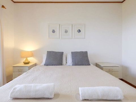 Claytons 1 By Discover Stradbroke - Accommodation Sunshine Coast 25