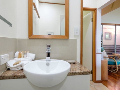 Claytons 1 By Discover Stradbroke - Accommodation Sunshine Coast 10