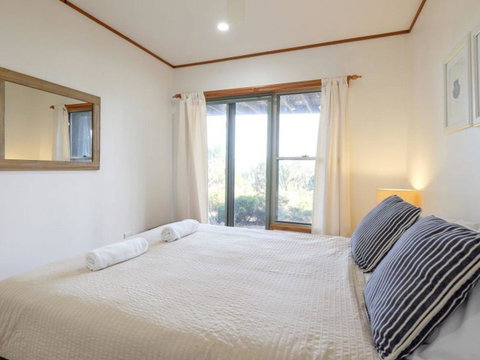 Claytons 1 By Discover Stradbroke - Accommodation Sunshine Coast 6