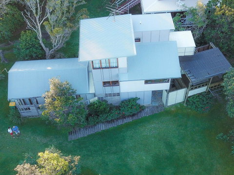 Eddies Place - Accommodation Sunshine Coast 0
