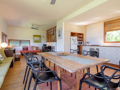 Eddies Place - Accommodation Sunshine Coast 9