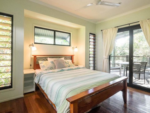 Billa Blue By Discover Stradbroke - Accommodation Sunshine Coast 0