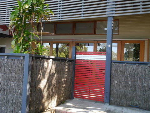 A AAA C-SHACK - Accommodation Sunshine Coast 1