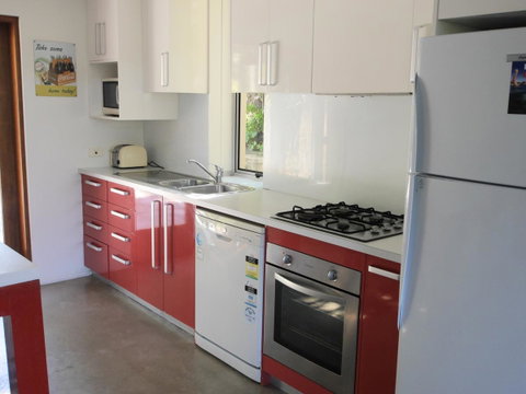 A AAA C-SHACK - Accommodation Sunshine Coast 10