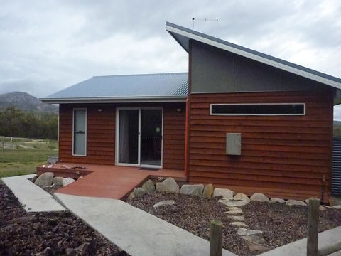 Yakkalla Holiday Cottage - Accommodation Sunshine Coast 1