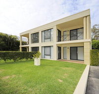 'Bagnall Views' 2/161 Government Rd - Stylish  modern duplex across the road to the waters edge - Accommodation Sunshine Coast