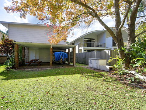 'Beachside' Shoal Bay, Unit 6 - Accommodation Sunshine Coast 2