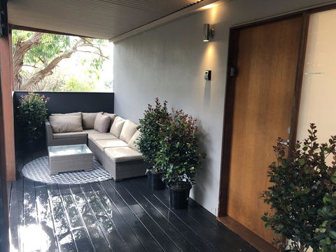 'Carinya' Coastal Cottage - Accommodation Sunshine Coast 2