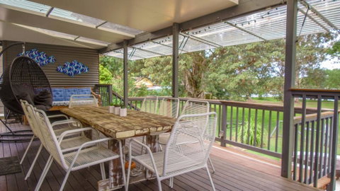 'RIVERSIDE RETREAT' 544 Ocean Drive, North Haven - Accommodation Sunshine Coast 0