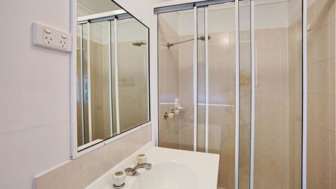 'The Hideaway' At Shoal Bay - Accommodation Sunshine Coast 3