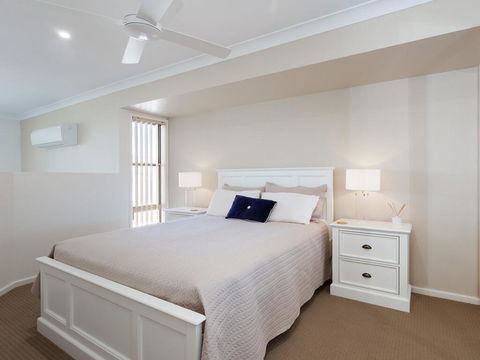 'Walk On Birubi', 1/40 Ocean Ave - Pet Friendly, WIFI, Boat Parking & Water Views - Accommodation Sunshine Coast 2