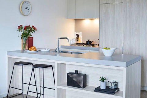 1 Bdrm Apt With Balcony, Pool, Parking & Gym - Accommodation Sunshine Coast 1