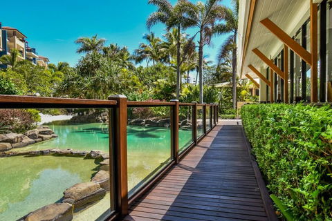 1 Bedroom - Private Managed Resort Pool And Beach - Alex - Accommodation Sunshine Coast 2