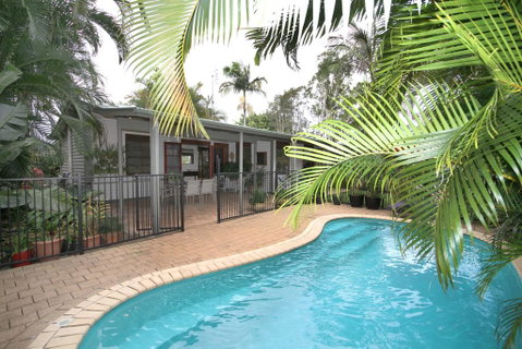 1/121 Park Crescent, Coolum Beach - Accommodation Sunshine Coast 0