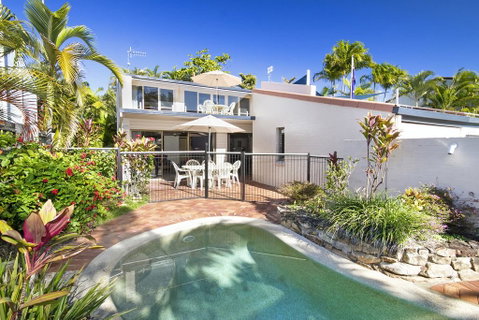 1/67 Noosa Parade - Accommodation Sunshine Coast 0