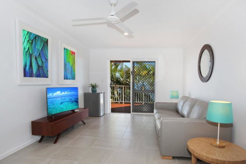 10 Mona Vista Crt, Coolum Beach, VIEWS, WiFi, Pet Friendly - Accommodation Sunshine Coast 1