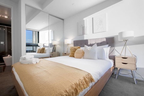 107, Light Filled Cozy Apt In The Heart Of St Kilda - Accommodation Sunshine Coast 3