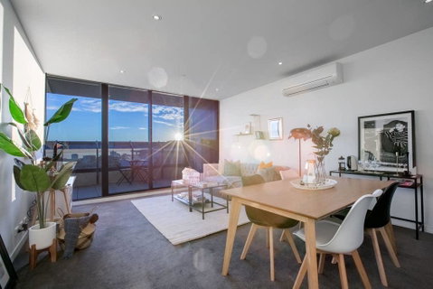 107, Light Filled Cozy Apt In The Heart Of St Kilda - Accommodation Sunshine Coast 0