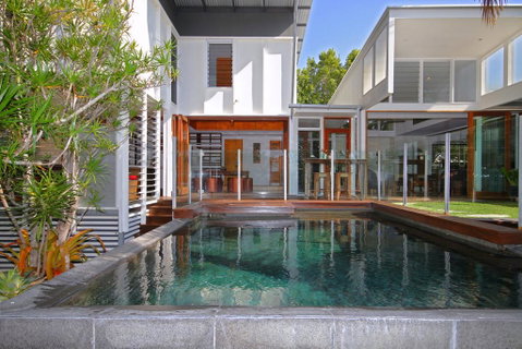 13 Ann Street, Coolum Beach, Pet Friendly, Linen Included - Accommodation Sunshine Coast 0