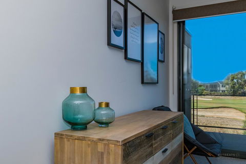 13 Shore Place - Accommodation Sunshine Coast 3