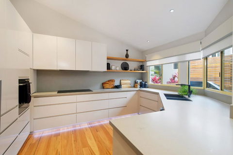 131 Pacific Drive, Port Macquarie - Accommodation Sunshine Coast 3