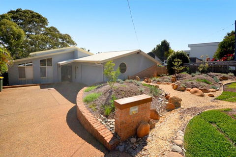 131 Pacific Drive, Port Macquarie - Accommodation Sunshine Coast 0