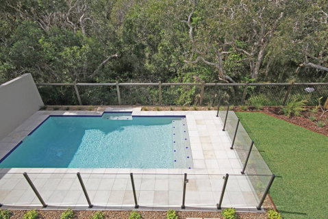 15 Wave Crescent Mount Coolum - Pet Friendly, WIFI, Foxtel, Linen Included - Accommodation Sunshine Coast 2