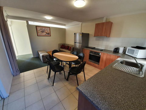 16 Lakeview Plaza - Accommodation Sunshine Coast 2