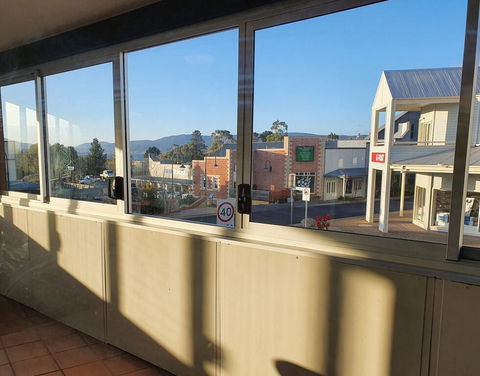 19 Lakeview Plaza - Accommodation Sunshine Coast 0