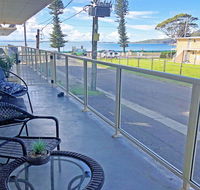 2 'Shoal Court' 7 Lillian Street - fabulous location with water views - Accommodation Sunshine Coast