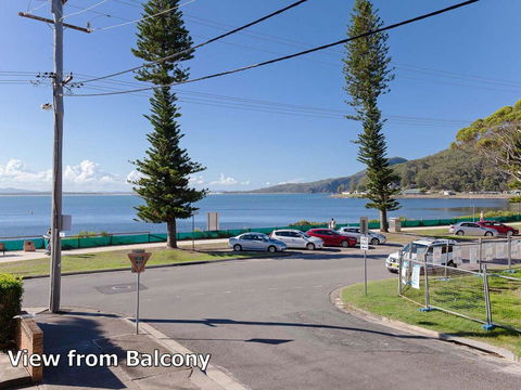 2 'Shoal Towers', 11 Shoal Bay Rd - Across The Road To Beautiful Shoal Bay Beach - Accommodation Sunshine Coast 2