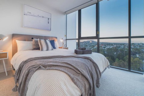 2 Bed Brisbane Resort Apartment - Accommodation Sunshine Coast 3