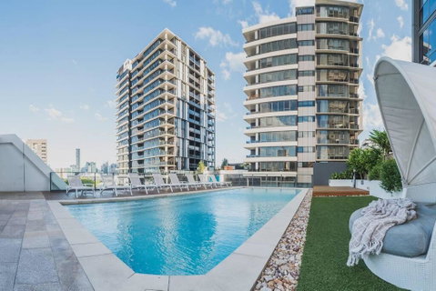 2 Bed Brisbane Resort Apartment - Accommodation Sunshine Coast 0