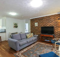 2 Bedroom St Lucia Apartment close to UQ and CityCat - Accommodation Sunshine Coast