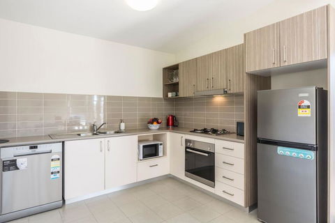 2 Bedroom W/Parking Near Central Cessnock - Accommodation Sunshine Coast 2