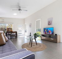 2 Bedroom w/Parking Near Central Cessnock - Accommodation Sunshine Coast
