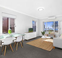 2 South Pacific - Accommodation Sunshine Coast