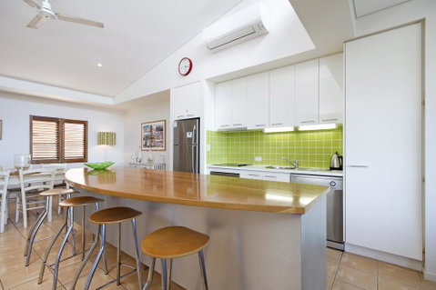 2/22 Stevens - Accommodation Sunshine Coast 0