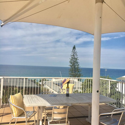 2/22 Stevens - Accommodation Sunshine Coast 3